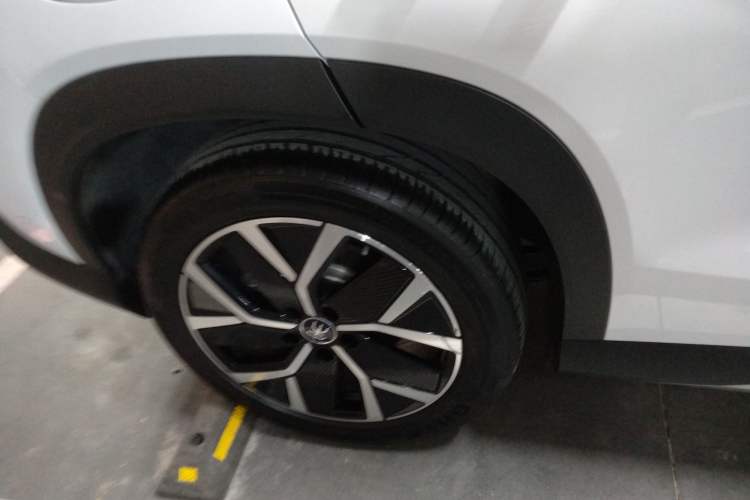 Used BYD Song L DM-i 2025 Intelligent Driving Version 160 km Beyond-Range Type