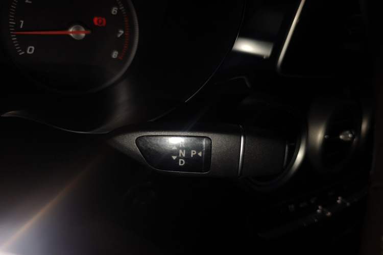 Used Mercedes-Benz GLC 2019 GLC 260 L 4MATIC Dynamic Model
