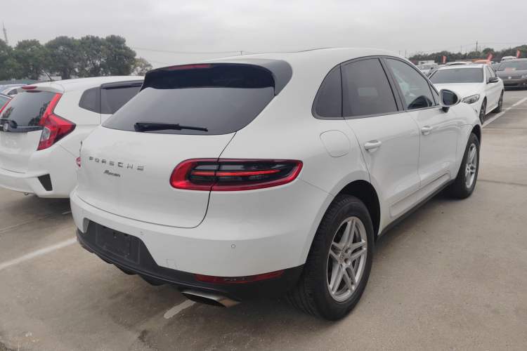 Used Porsche Macan 2016 Macan 2.0T

