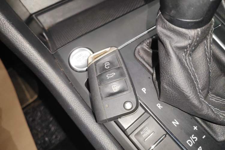 Used Volkswagen Tiguan L 2022 330TSI Automatic Two-Wheel Drive Comfort Edition
