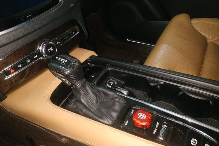 Used Volvo XC90 2017 T6 Zhiya Edition 7-seater
