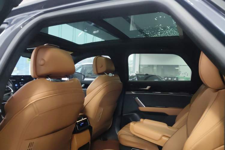 Used BYD Tang New Energy 2022 EV 635 km All-Wheel-Drive Flagship Model