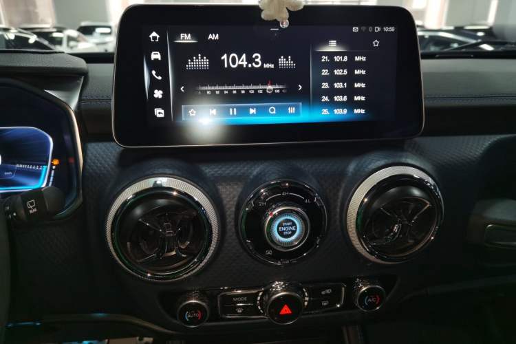 Used BAIC Off-Road BJ40 2023 2.0T Automatic Four-Wheel Drive Urban Hunter Edition Chivalrous Type
