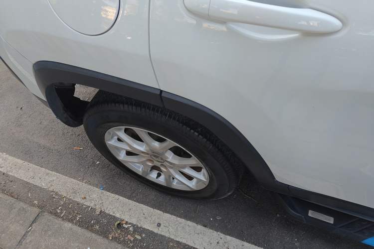 Used  Cherokee 2016 2.0L Superior Edition