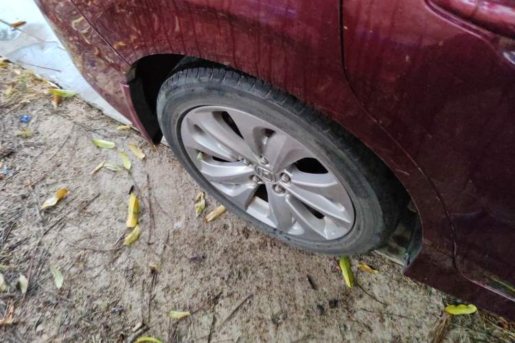 Used Honda Jade 2017 1.8L automatic Comfort version 5 seats
