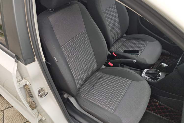 Used Volkswagen Polo 2018 1.5L Automatic Enjoyment Model
