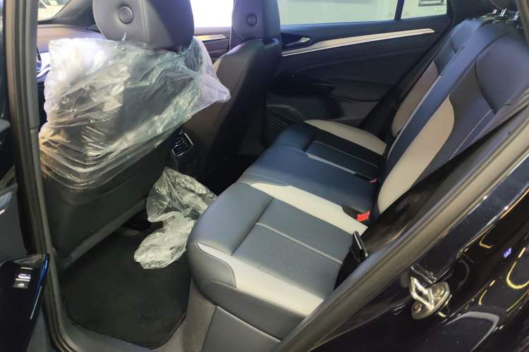 Used Volkswagen ID.4 CROZZ 2026 Model Pure Enjoyment Edition PURE