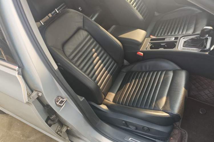 Used Volkswagen Magotan 2018 330TSI DSG Advanced Model
