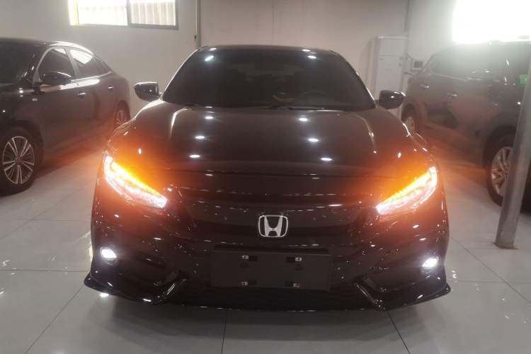 Used Honda Civic 2021 HATCHBACK 220TURBO CVT Trendy Cool Edition