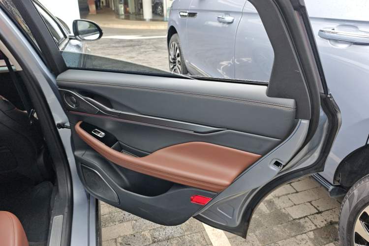 Used Lincoln Z 2025 2.0T Zunyi Hybrid Version
