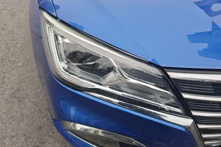 Used Roewe i5 2019 1.5L Manual 4G Connectable Langhao Edition