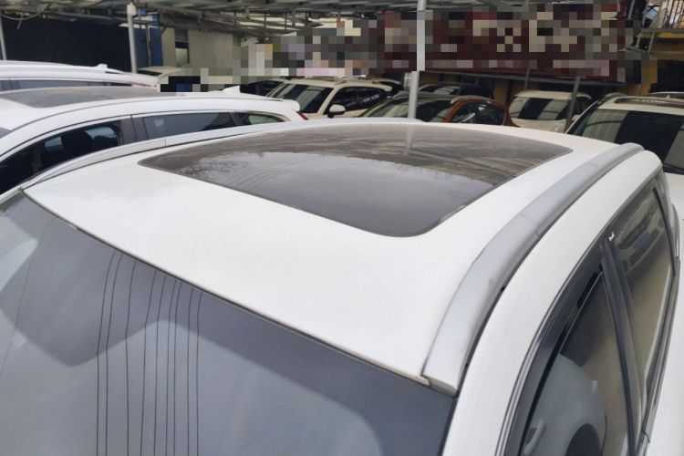 Used Geely Auto Emgrand X7 Sport 2016 2.0L Manual Smart Connect Version
