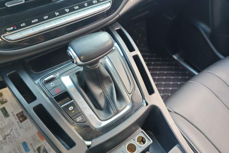 Used GAC Trumpchi M6 2021 270T DCT Luxury Edition (7-seater)
