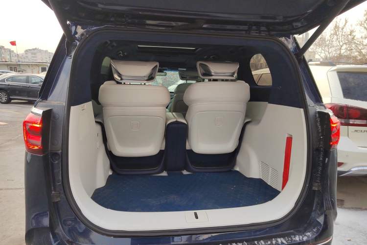 Used Buick GL8 2020 Avenir Avia Four-Seat Luxury Edition
