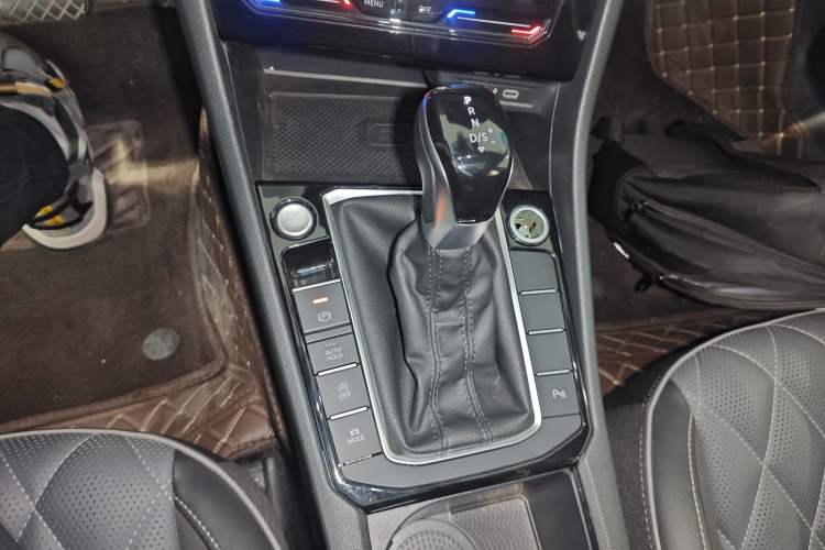 Used Volkswagen Sagitar 2023 300TSI DSG Excellence Edition
