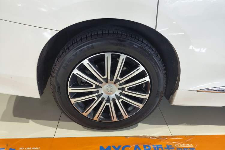 Used GAC Trumpchi M8 2021 Lingxiu Series 390T Deluxe Edition