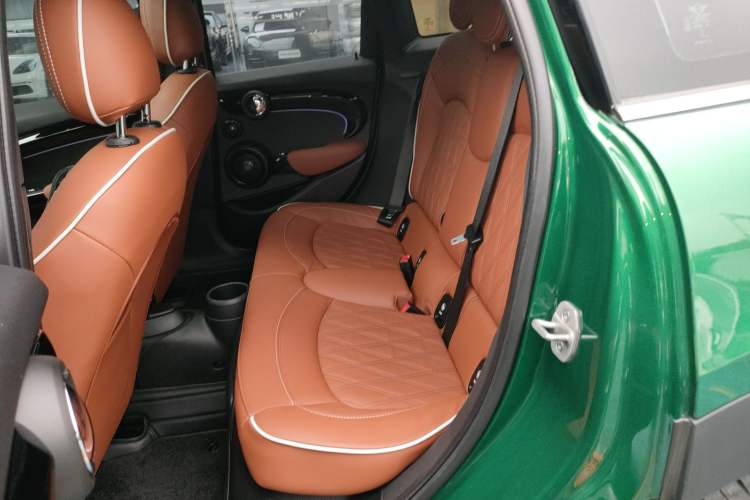 Used MINI MINI 2023 Facelift 2.0T COOPER S Artist Five-Door Edition
