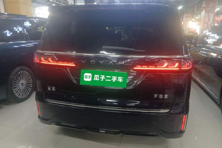 Used VOYAH Dream 2024 PHEV Extended-Range Premium Edition
