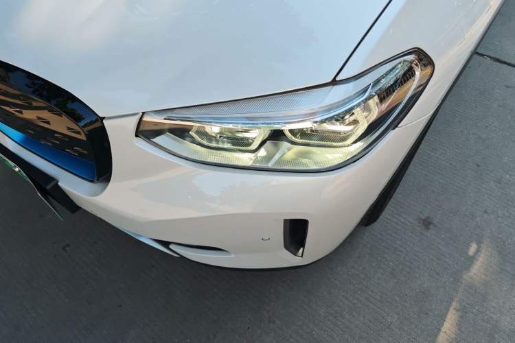 Used BMW iX3 2021 Updated Leading Edition
