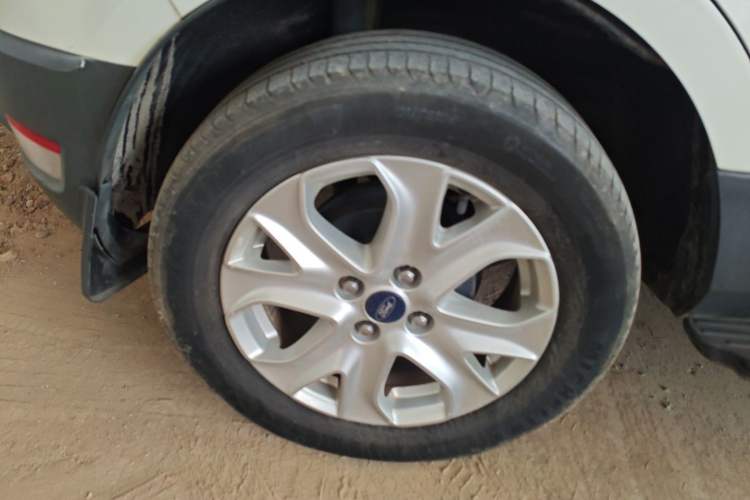 Used Ford EcoSport 2013 1.5L Automatic Fashion Model
