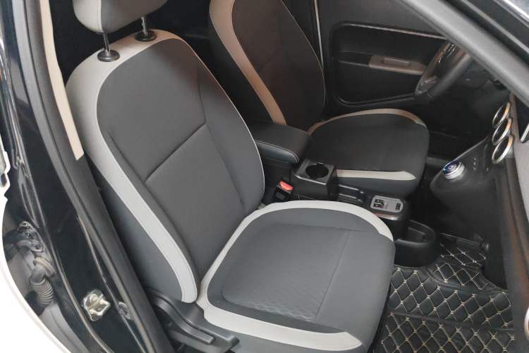 Used ORA Black Cat 2021 301 km Basic Version