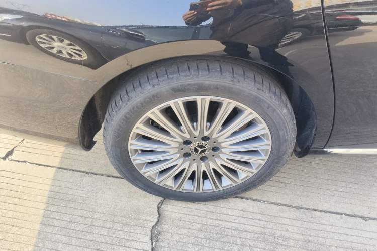 Used Mercedes-Benz E-Class 2021 E 300 L Stylish Model
