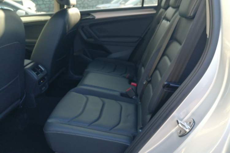 Used Volkswagen Tiguan L 2018 330TSI Automatic Two-Wheel Drive Comfort Edition
