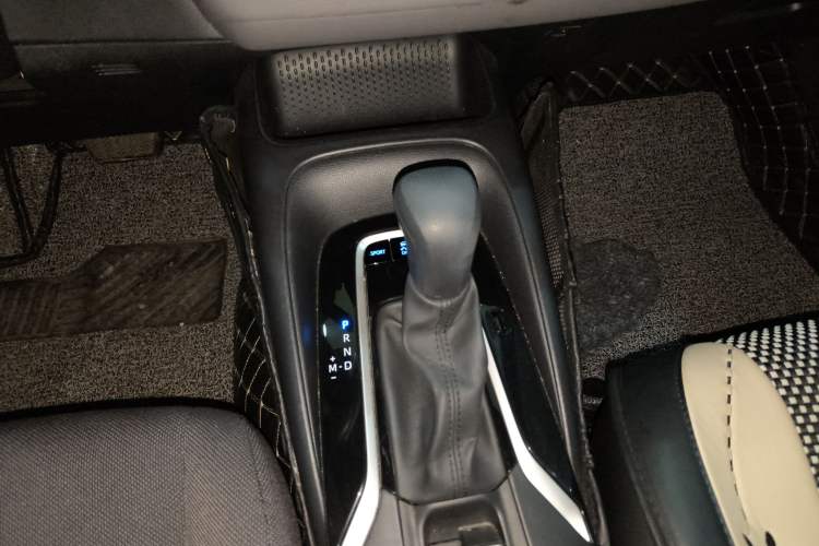 Used Toyota Levin 2019 185T CVT Luxury Edition China VI Standard