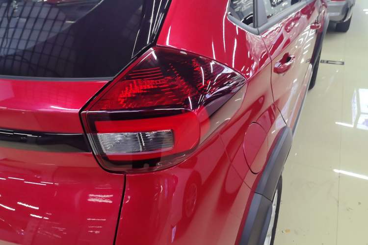 Used Chery Tiggo 3X 2021 PLUS 1.5L CVT Thrilling Red Date Edition
