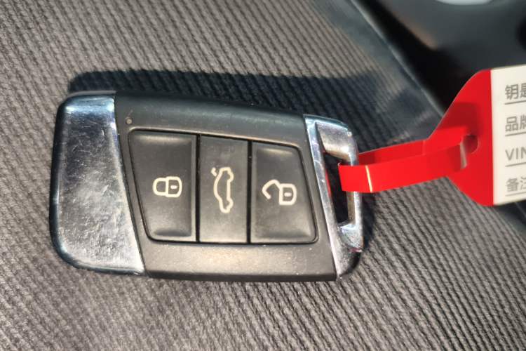 Used Volkswagen Variant 2018 380TSI Two-Wheel Drive Comfort Edition
