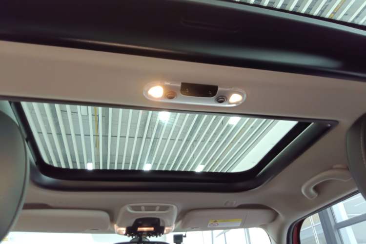 Used MINI MINI 2021 1.5T COOPER Classic Edition Five-Door Version
