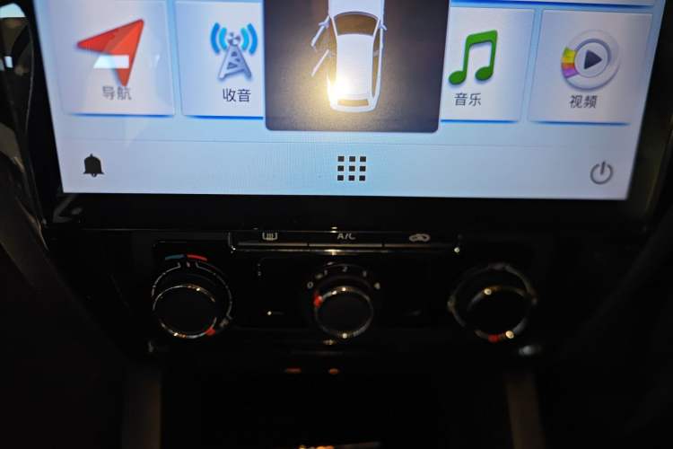 Used Volkswagen Sagitar 2018 1.6L Automatic Comfort Model
