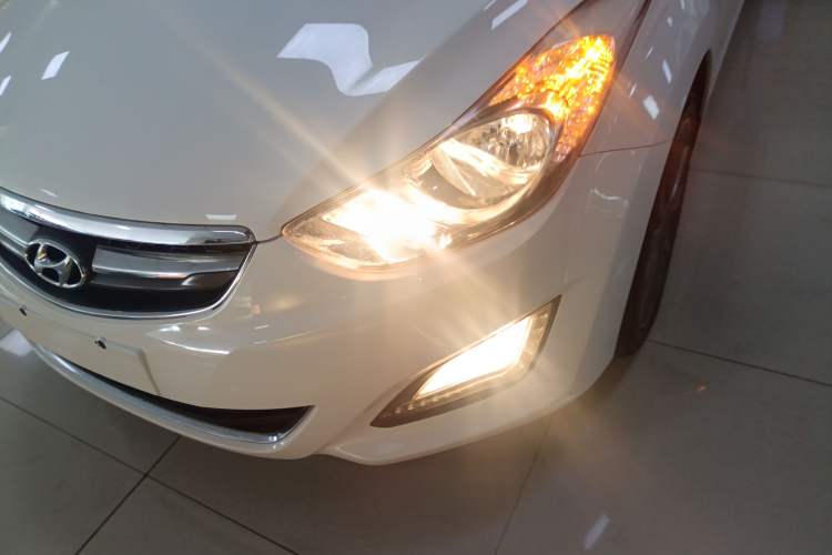 Used Hyundai Elantra 2015 1.6L Automatic Leading Model