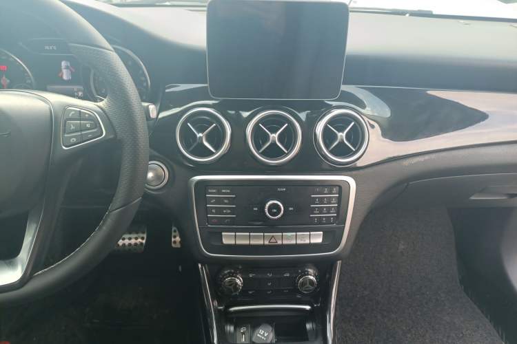 Used Mercedes-Benz GLA 2018 GLA 200 Sport Edition