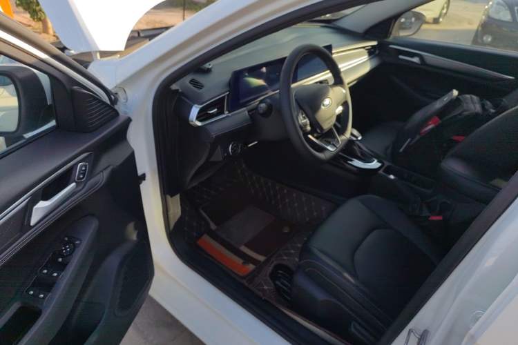 Used Ford Escort 2021 1.5L Automatic Diamond Edition
