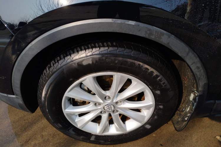 Used Buick Envision 2017 28T Four-Wheel Drive Elite Model