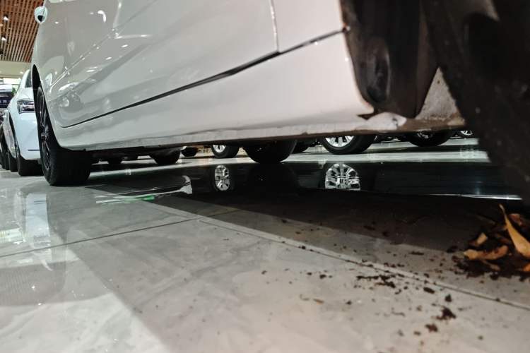 Used Roewe i5 2021 1.5L CVT Diamond Edition
