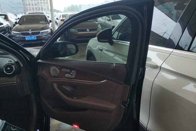 Used Mercedes-Benz E-Class 2023 Updated E 300 L Luxury Edition
