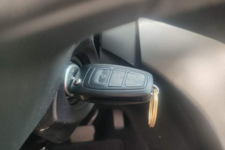 Used Ford Kuga 2018 EcoBoost 180 Two-Wheel-Drive Platinum Edition
