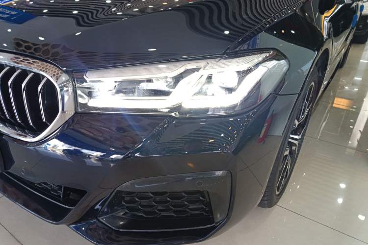 Used BMW 5 Series 2023 530Li Luxury Edition M Sport Package
