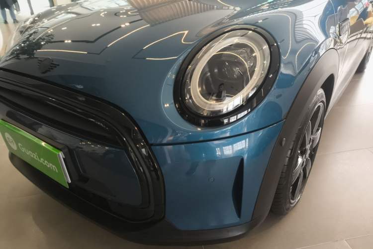 Used  MINI 2023 1.5T COOPER Artist Five-Door Edition