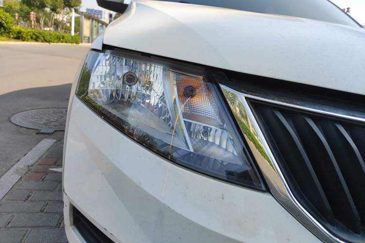 Used Skoda Rapid 2018 1.4L Manual Standard Edition
