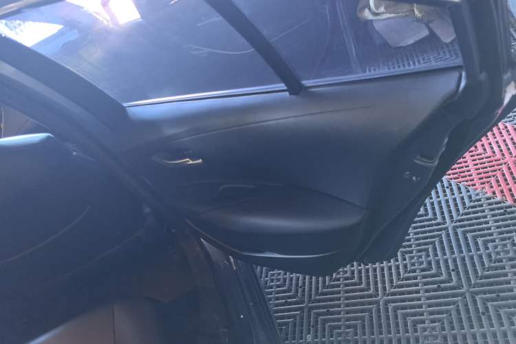 Used Toyota Corolla 2021 Dual-Motor 1.8L E-CVT Elite Edition
