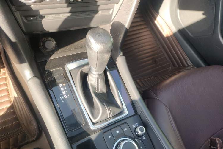 Used Mazda Mazda 3 Axela 2017 Sedan 1.5L Automatic Luxury Model Emission Standard China V