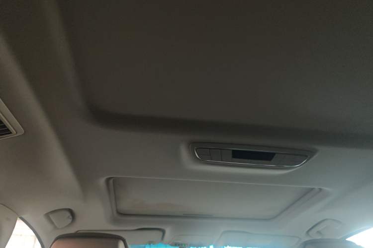 Used Buick GL8 2017 ES 28T Comfort Model China V Standard
