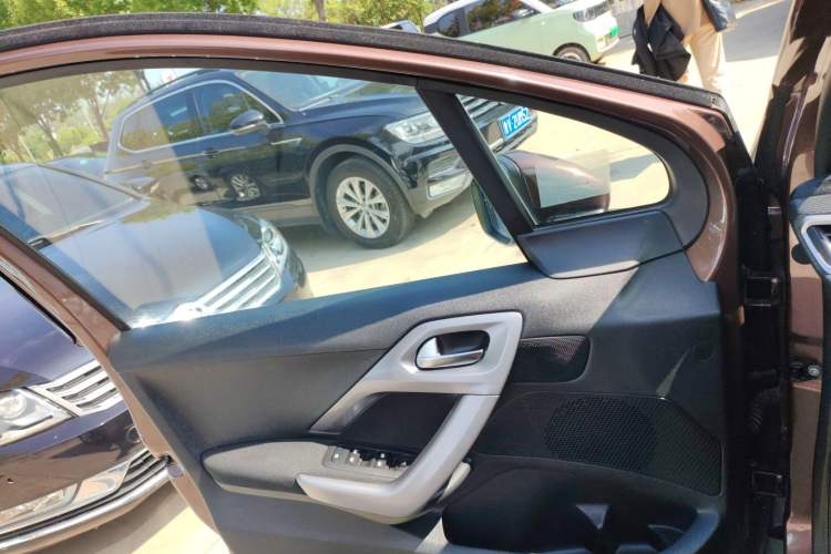 Used Peugeot 2008 2014 1.6L Manual Trend Edition
