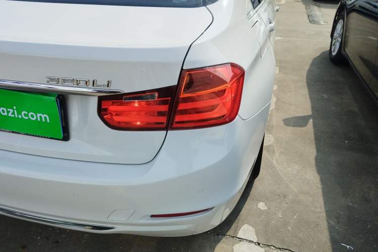 Used BMW 3 Series 2014 320Li Fashion Model
