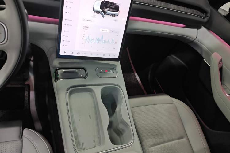 Used Nio ES6 2024 75 kWh
