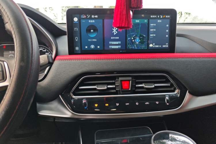 Used SOL X8 2021 300T DCT Luxury Smart Connect Edition 6 Seats
