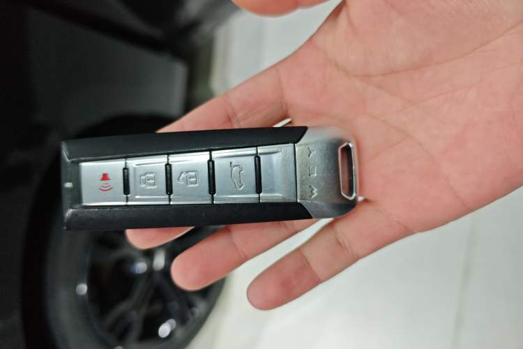 Used Wey VV7 2017 2.0T Luxury Model
